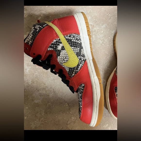 Nike Women’s Dunk High LX Python Sneaker - Picture 5 of 12